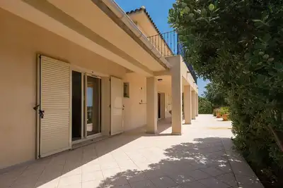 Image de Maison de vacances privée avec piscine privée, Wifi, climatisation, Tv, terrasse, parking