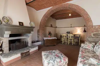 Image de Lucignano - Maison de campagne confortable et réservée