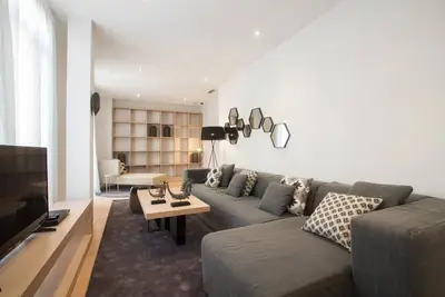 Image de Cirilo Apartment I Valence | Appartement 2 Logements Disponibles