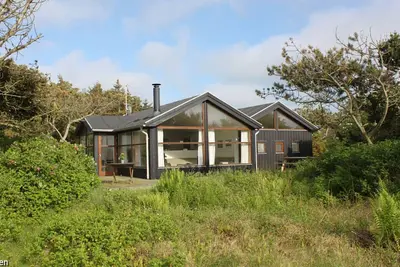 Image de Maison exclusive, bien entretenue et spacieuse pour les vacanciers avertis