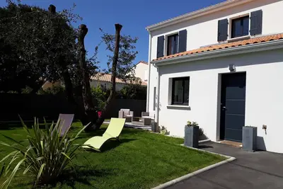 Image de Saint-Palais sur mer, villa neuve, 250 mètres de la plage de Nauzan