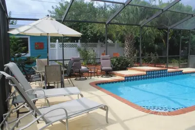 Image de Belle maison, 4br / 2br avec piscine chauffée, près de la célèbre Siesta Key & Lido Key Beach