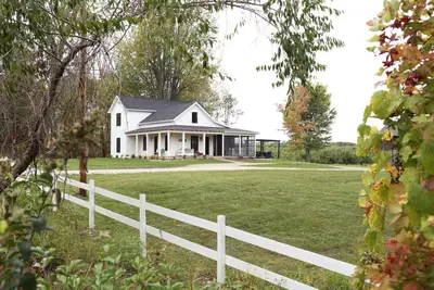 Image de En vedette dans Country Living + Minutes du lac Mi, Saugatuck / South Haven