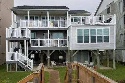 Propriété de location en bord de mer dans la magnifique Garden City Beach, Sc.