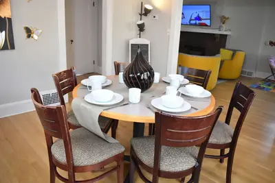 Image de Thoreau 3 Belle maison de 3 chambres à Lakewood près du centre-ville