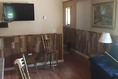 Image de Beau et confortable. Un pâté de maisons du vieux bar néerlandais! 12 couchages.