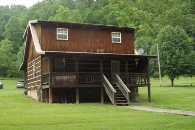 Image de Belle cabane située près du ruisseau. 15 minutes pour Rafting en eaux vives