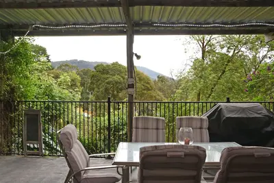 Image de Niché entre les chaînes de Dandenong et la région viticole de la vallée de Yarra