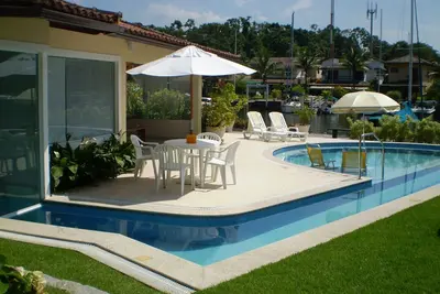 Angra Bracuhy du canal principal 6 suites clignotants espace sauna gastronomique pont de bateau 78 pieds