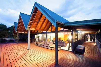 Image de The Tree House Eagle Bay