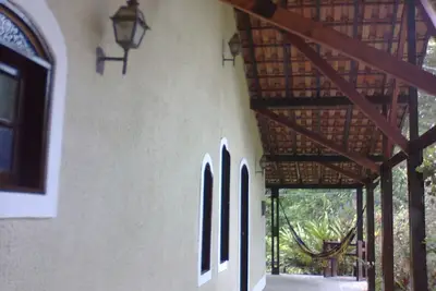 Maison 3 chambres, 2 salles de bain et balcon, 5 min. de la plage - 1 suite