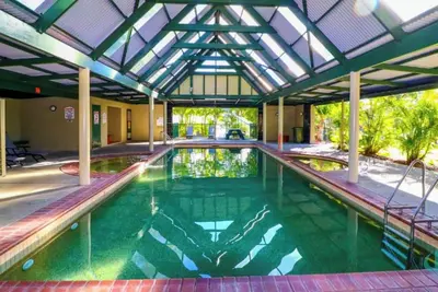 Image de 11 Pelican Escape Luxury Home dans Raffertys Resort