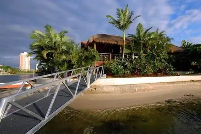 Tusi Tala - Bali Sur La CÔTE D'Or