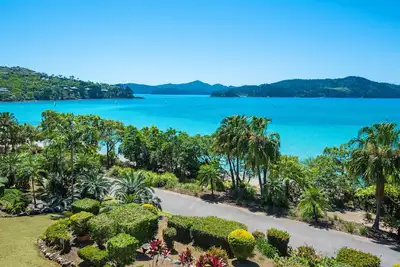 Image de Lagoon 206 sur la plage Hamilton Island