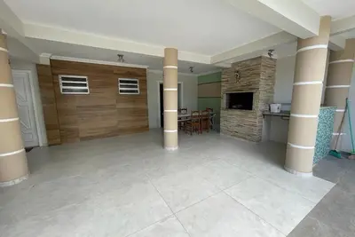 Image de Location maison 3 chambres à coucher air 80m de la mer prime emplacement centrinho pinheira