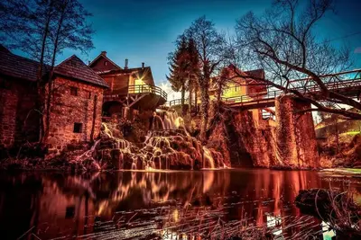 Image de Romantic Apt. près de Cascades
