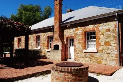 Image de «Red Rose Cottage» de Tenterfield Hebergation