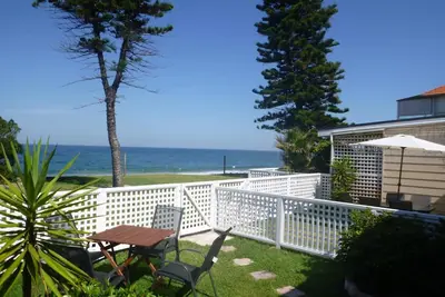 Image de Spacieux Absolute Beachfront 2br Apartment - Votre propre coin de paradis (A3)