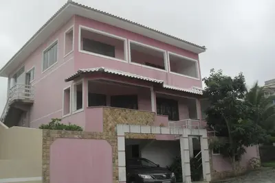 Image de Grande Maison, vue sur la plage; wifi, télévision par câble, garage, barbecue, etc. Viens