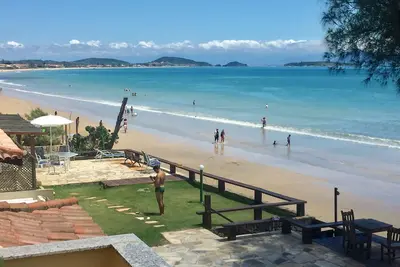 Image de Magnifique maison de 2 chambres avec véranda et piscine sur la plage.