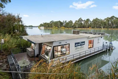 Image de Bateaux et Bedzzz \"Le Murray Dream\"