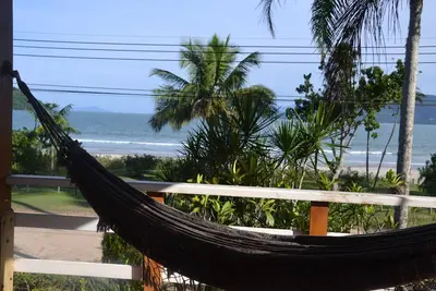 Image de Sobrado pieds dans le sable, avec vue sur la plage de 180, balcon, 6 chambres et 3 salles de bains