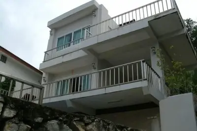 Image de Villa 5 chambres 4 salles de bain avec piscine privée près de la plage