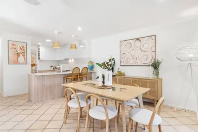 Image de Délicieux refuge pour animaux de compagnie au bord de la plage