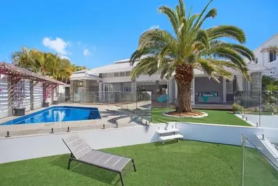Image de Elite Holiday Homes - ÉLÉGANCE CÔTIÈRE