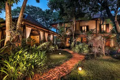 Image de Villa de vacances privée avec les utilisations de vos installations privées complètes et un chef personnel!
