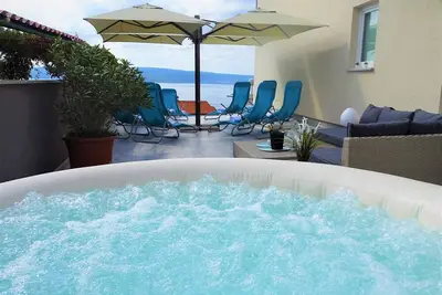Image de Appartement de vacances avec vue mer et jacuzzi