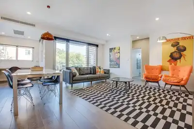Image de Appartement professionnel à 15 minutes de la Cdb