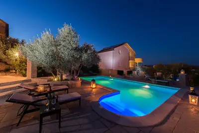 Image de Villa Kos - A-1, Appartement pour 2-5, avec piscine (4 + 1)