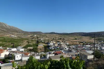 Maison traditionnelle avec grande terrasse et vue magnifique