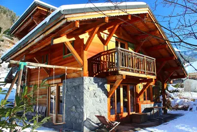 Image de Beau chalet au coeur des Alpes-traiteur ou auto-traiteur