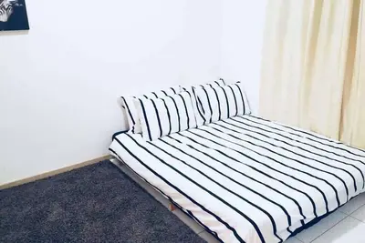 Image de Un endroit confortable pour passer de courtes vacances dans la ville!