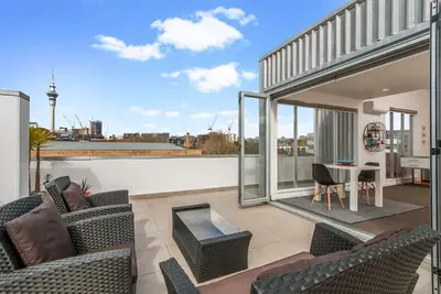 Image de Appartement Panoramique avec Vue sur la Ville et Pompe à Chaleur