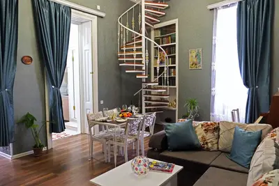Image de Nouveau Duplex Appartement Tiflis \"Elinor\"