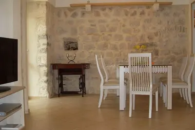 Image de Appartement de luxe de deux chambres très bien situé