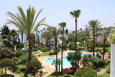 Image de Location en appartement de vacances de 2 chambres à Estepona (Alcazaba Beach)