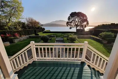 Image de Derwent River Villa - Absolute Waterfront, Hobart