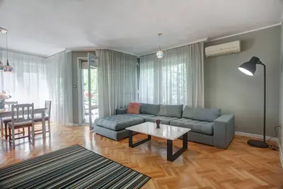 Image de Appartement spacieux près de l'ambassade américaine
