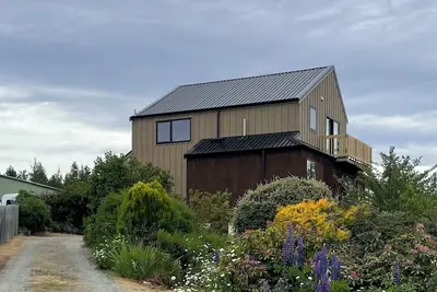 Image de Maison ensoleillée spacieuse de 3 Bdm avec une vue imprenable