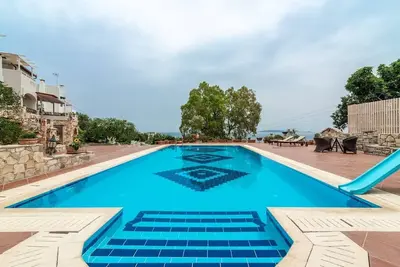 Cretan Biosophy Suites: maison crétoise avec vue imprenable sur la mer