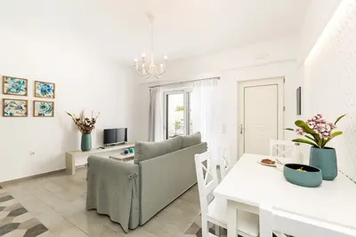 Image de Cyano Hotel, Maisonnette Duplex, Vue sur la piscine