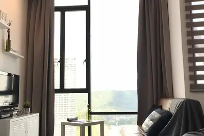 📣New📣 R & J Studio [Emplacement \/ Cosy \/ WiFi \/ Empire Damansara]