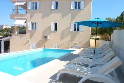 Image de Lux Villa Laguna - Appartement 1, piscine, à 60m de la mer
