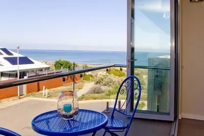 Image de Henley Beach et côté Grange de Tennyson