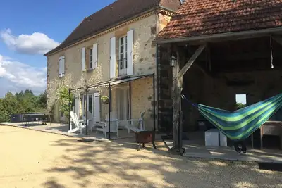Image de Belle maison traditionnelle en pierre, piscine chauffée près de Sarlat et Belves