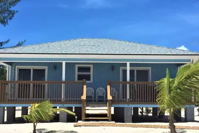 Guest House à Paradise Beach Andros: maison d'hôtes de 2 chambres sur une plage privée